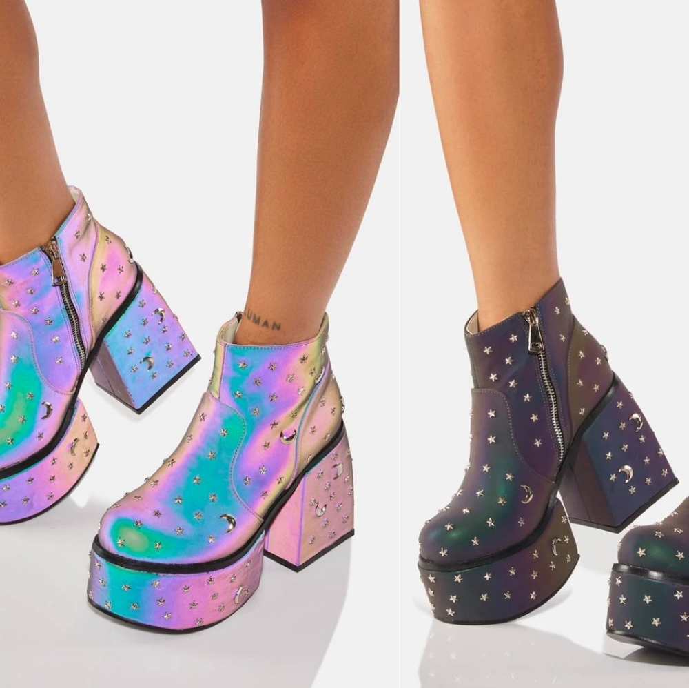 Reflective stars and moons platform boots